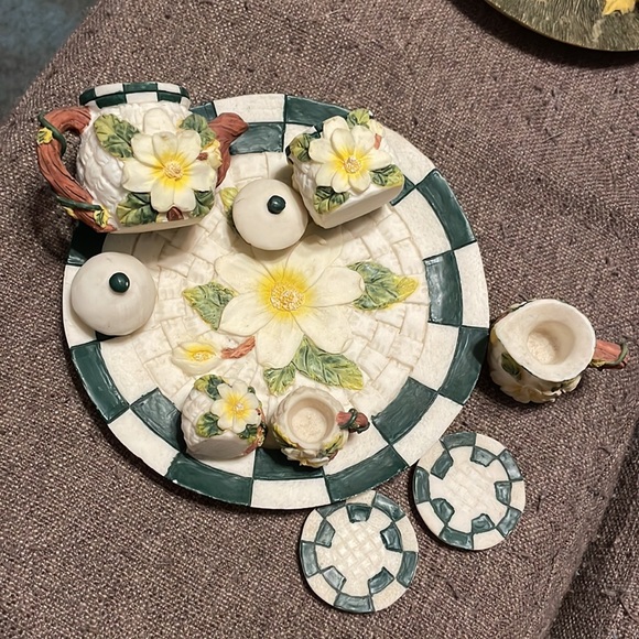 Green checkered miniature t cup set. Magnolia flower on center of plate. - Picture 3 of 4